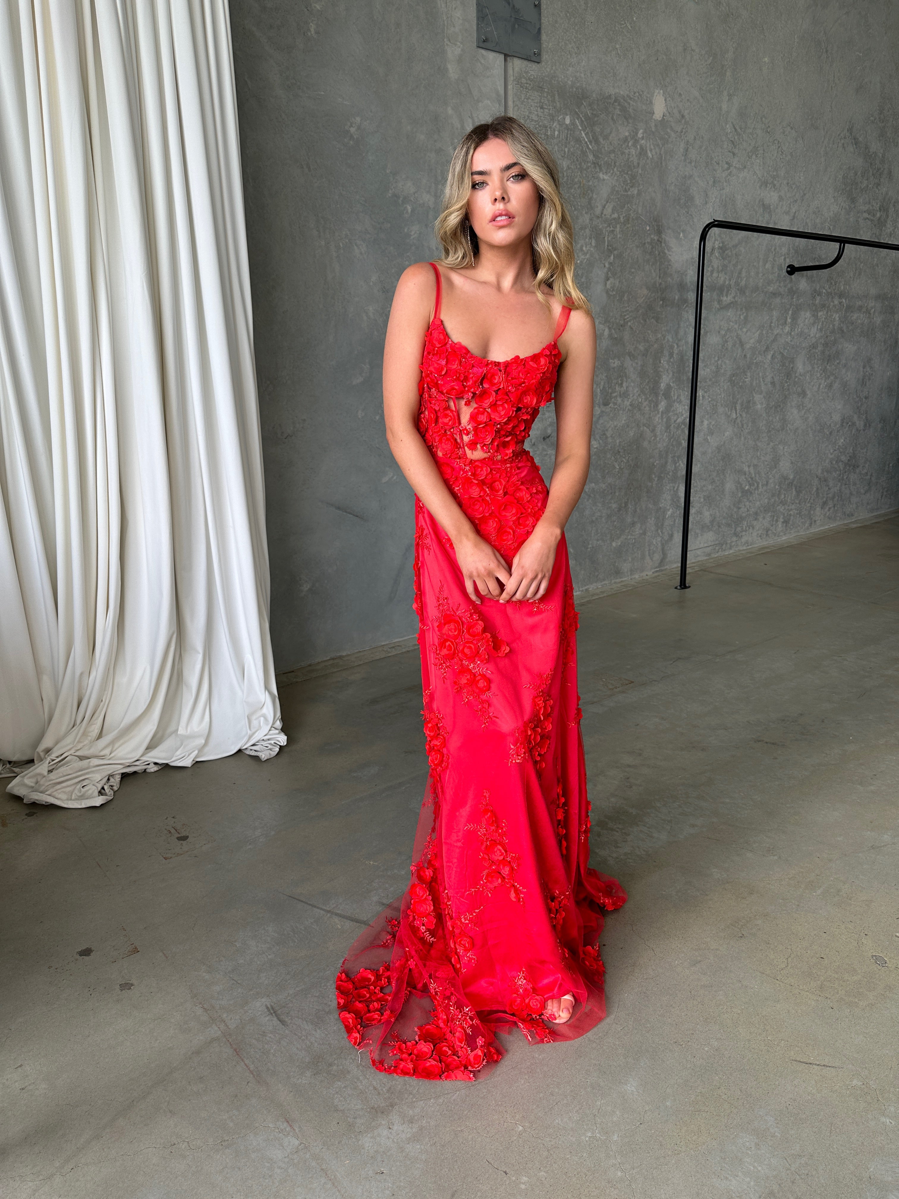 alamour red dress Lendina